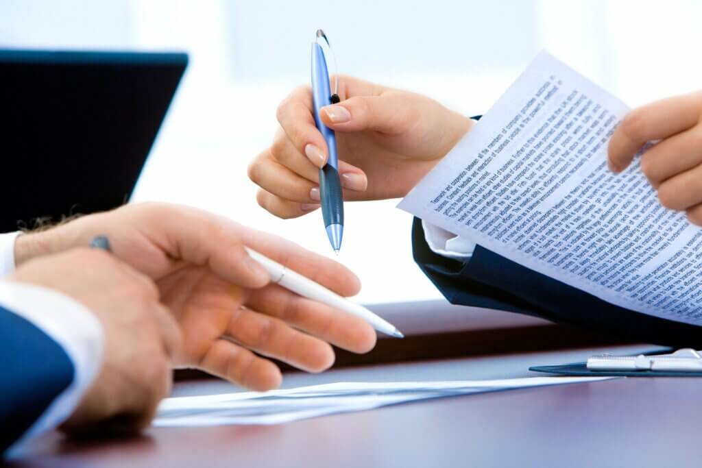 Person handing over contract for deceased estate